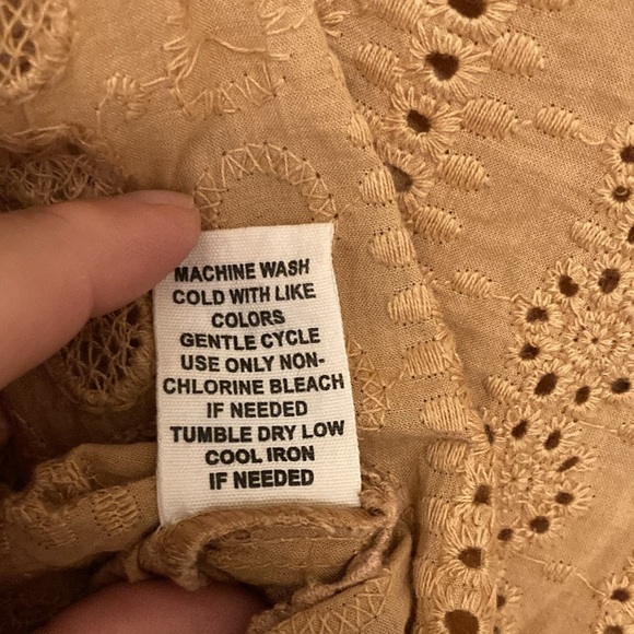 Joie 100% Cotton Eyelet Sleeveless Top Size: S Orangey Tan Colour - Picture 4 of 5